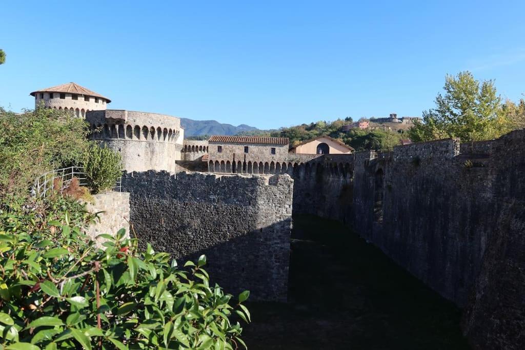 La Casa Di Loris Apartment Sarzana Ngoại thất bức ảnh