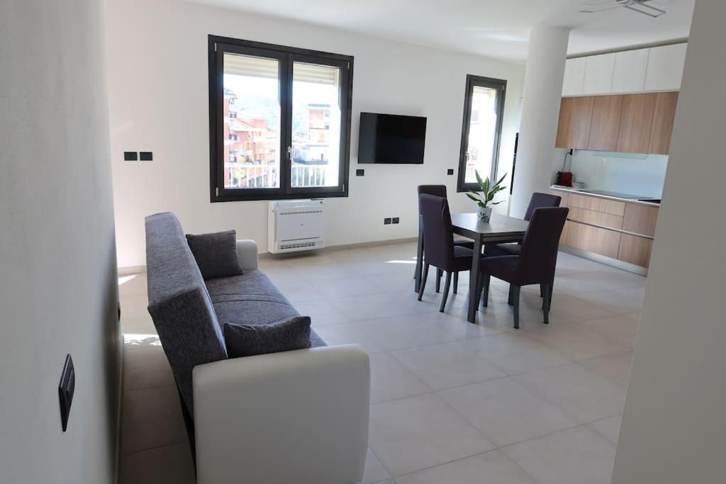 La Casa Di Loris Apartment Sarzana Ngoại thất bức ảnh
